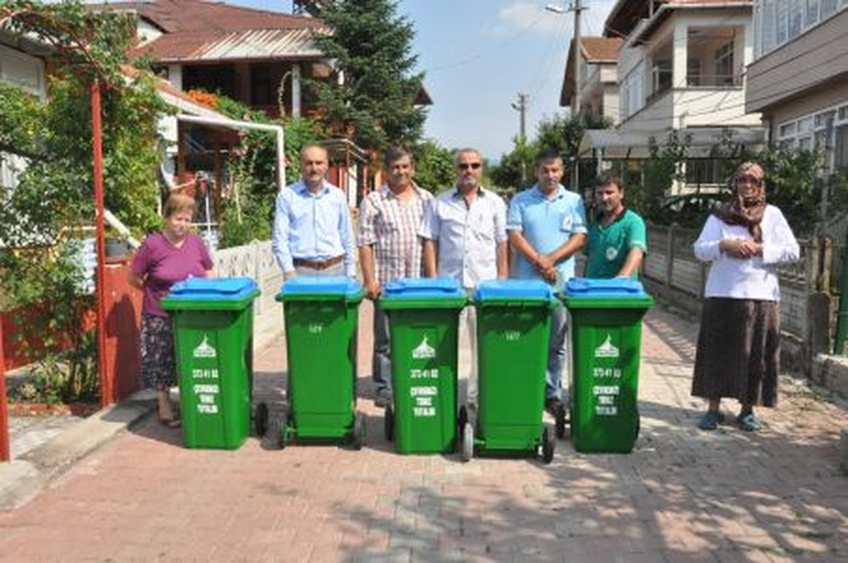 Çöp Konteynerleri Dağıtıldı