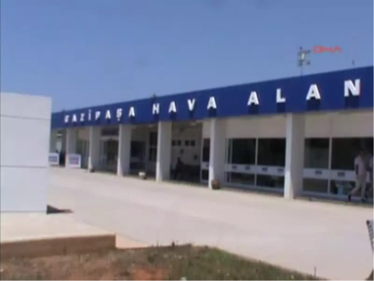 SAS, Gazipaşa Havalimanı\'na İndi