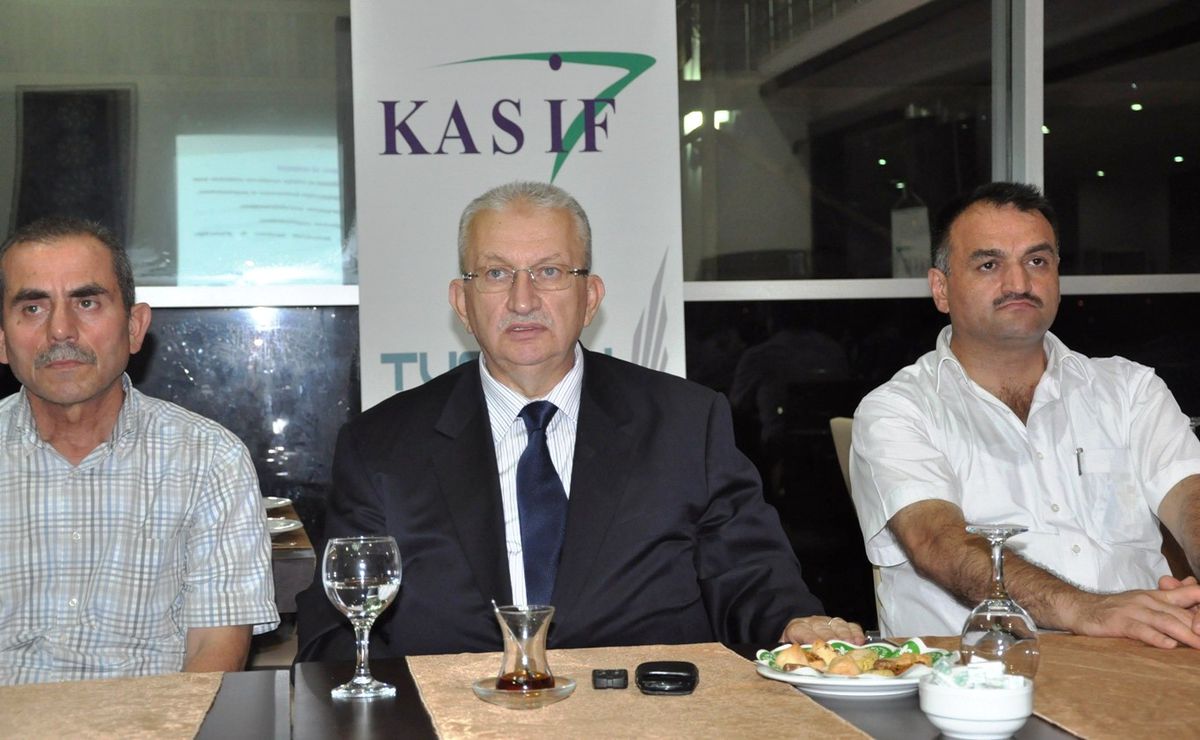 Selzede Esnafa \'Acil Destek Kredisi\' Verilmeli