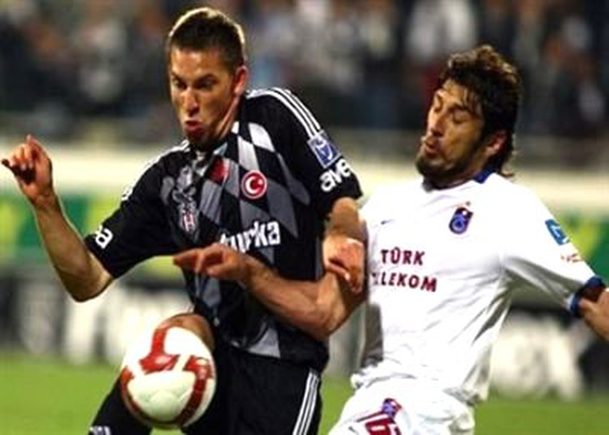 SPK Oyuna Girdi, Futbol Kulüpleri Yandı