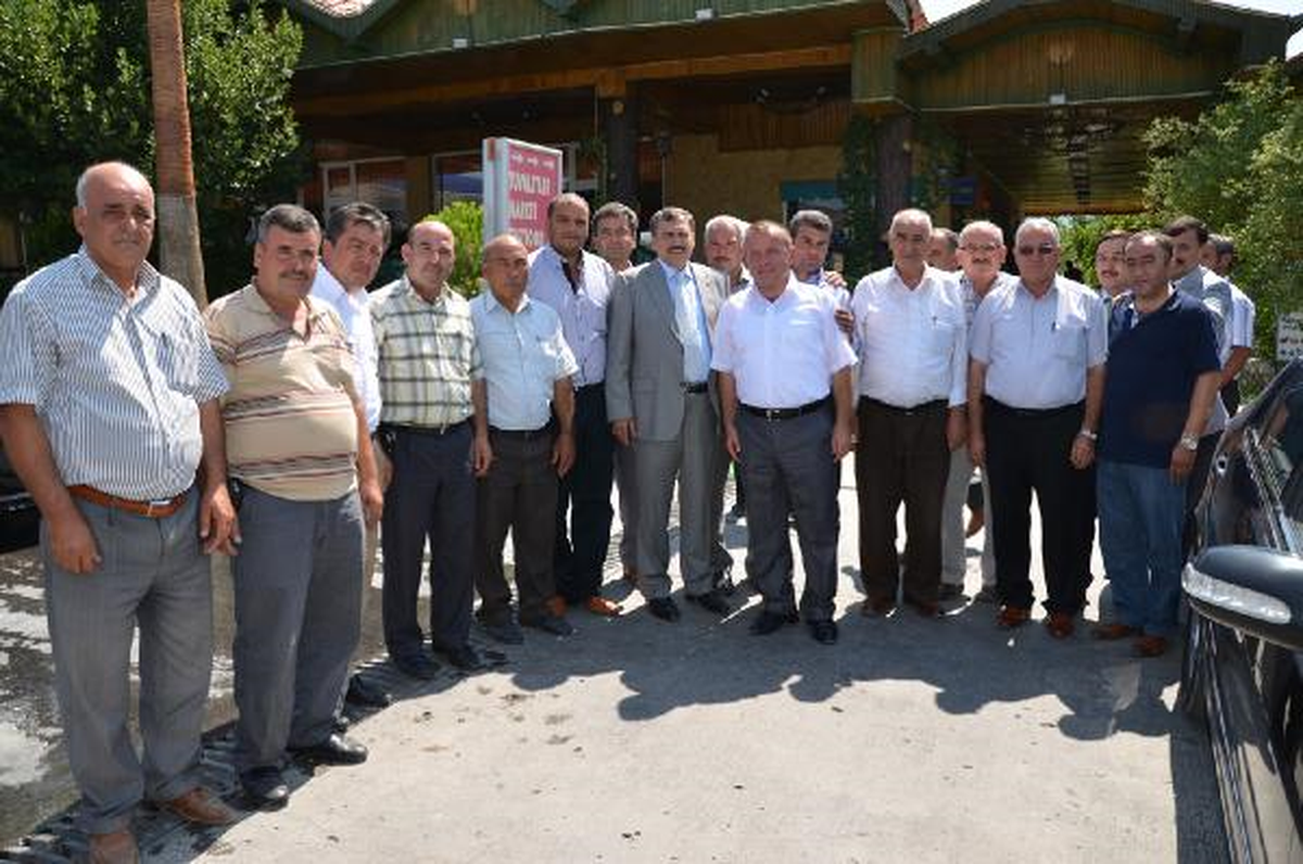 Bakan Eroğlu Mut\'ta Muhtarları Dinledi