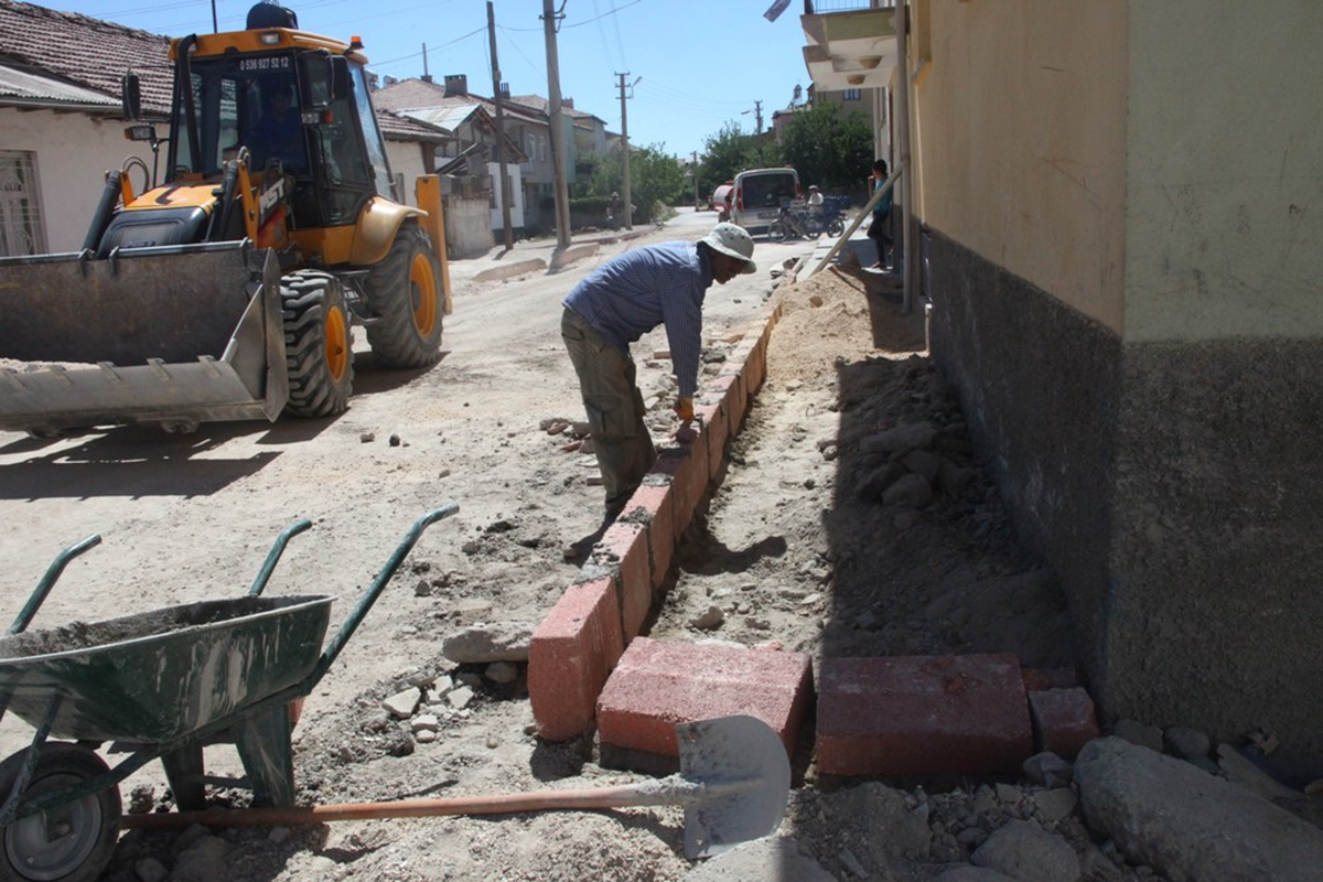 Başkan Vekili Birici Fen İşleri Ekipleri Çalışıyor
