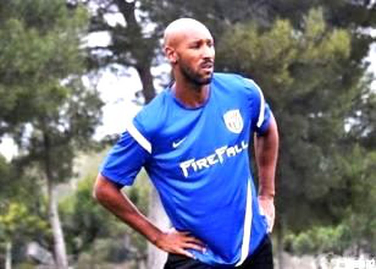 Çin\'de Olay Var! Anelka Ada\'ya Dönüyor...