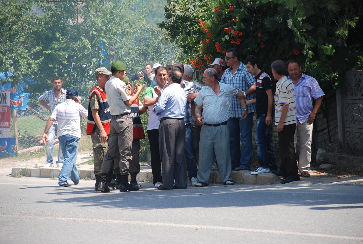 Evde Çıkan Yangının Tüp Deposuna Sıçraması Son Anda Engellendi