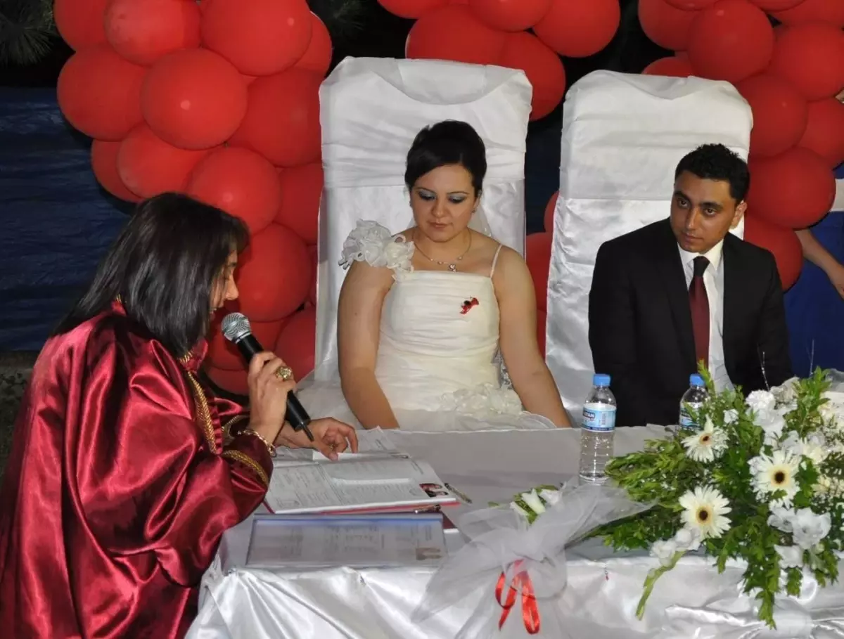 İha\'nın Mutlu Günü