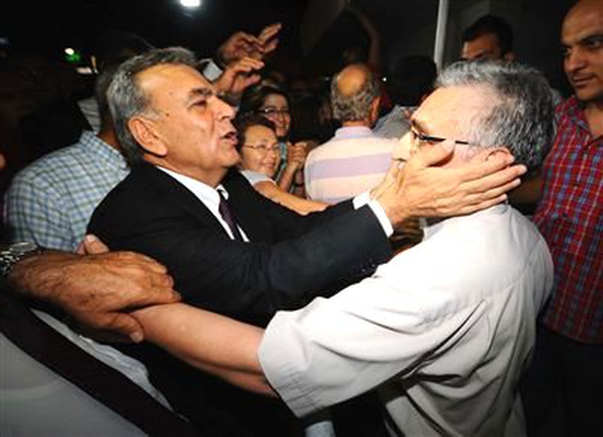 İzmir Büyükşehir Belediyesi\'ndeki Yolsuzluk İddiası Davası