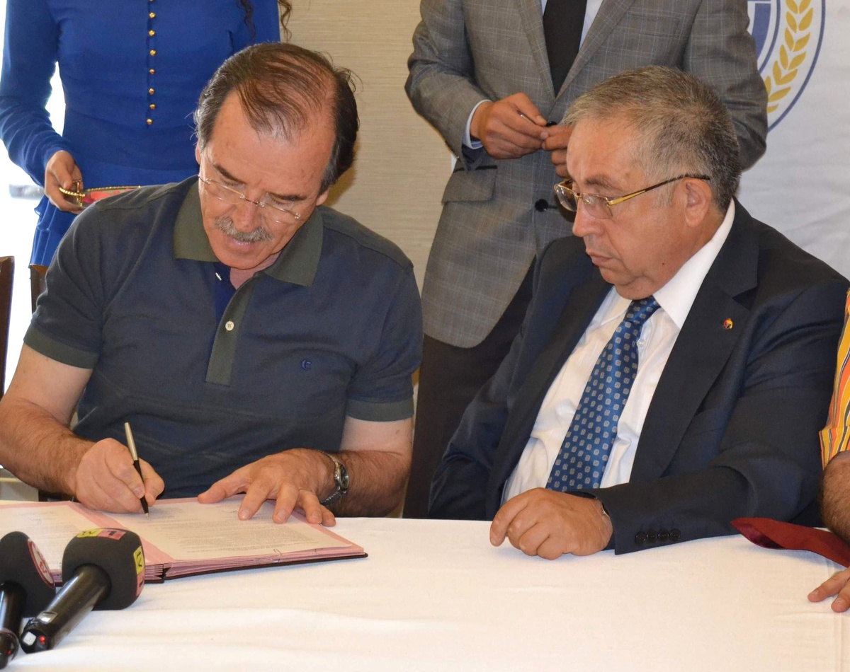 Kayseri Ticaret Borsası\'ndan Kanser Hastalarına Minübüs Yardımı
