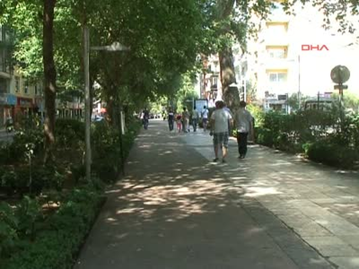 Sakarya Olan Deprem Kocaeli\'de de Hissedildi