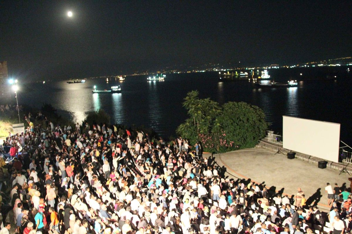 Muhteşem Manzarada, Açık Havada Sinema Keyfi