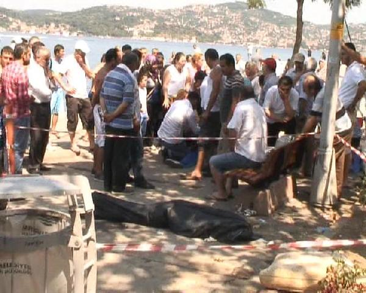 Serinlemek İçin Denize Girdi; Boğuldu