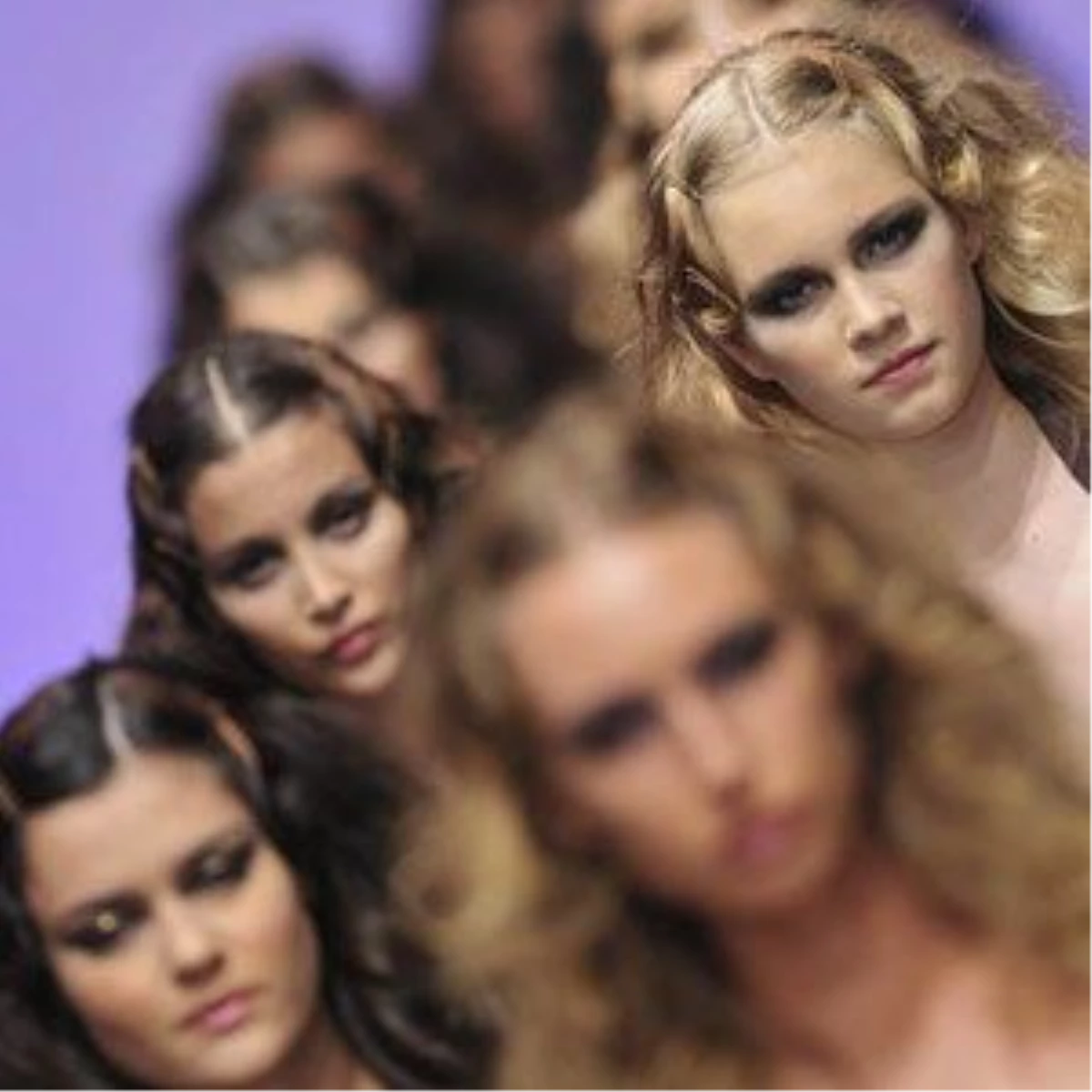Türk Modacılar Berlin Moda Haftası\'nda Tasarımlarını Sergiledi