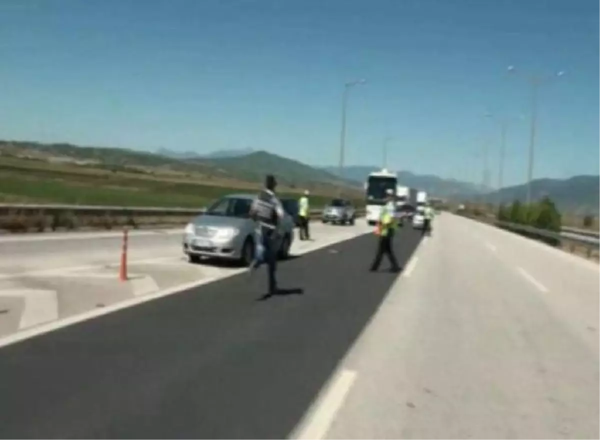 Uyuşturucu Kaçakçısı \'Kapana\' Yakalandı