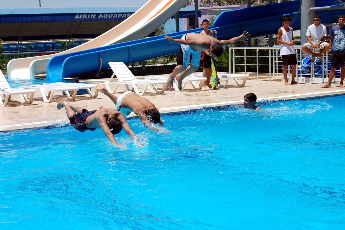 Vatandaşlar Aqua Parklara Akın Ediyor