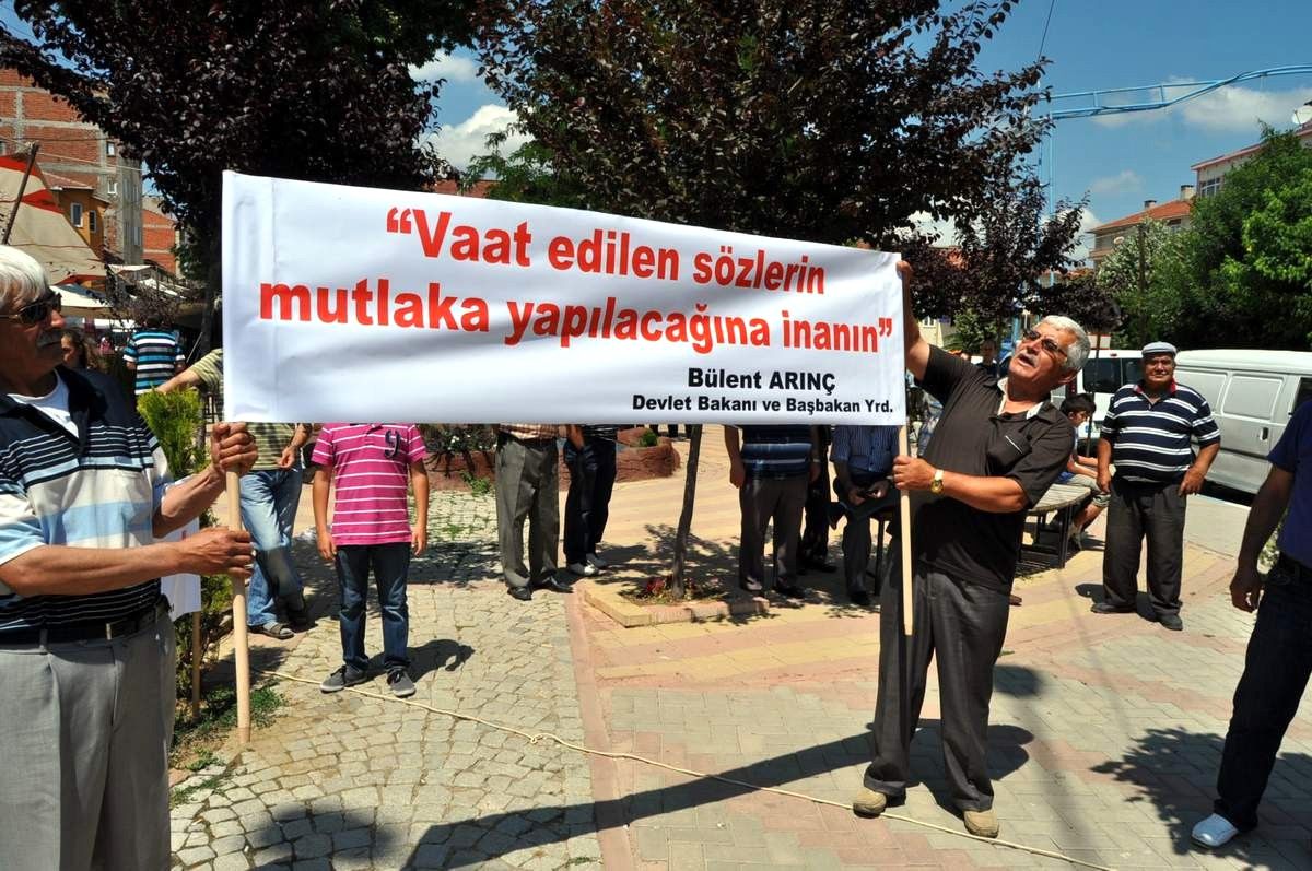 Yolun Yapılması İçin Dua Ettiler