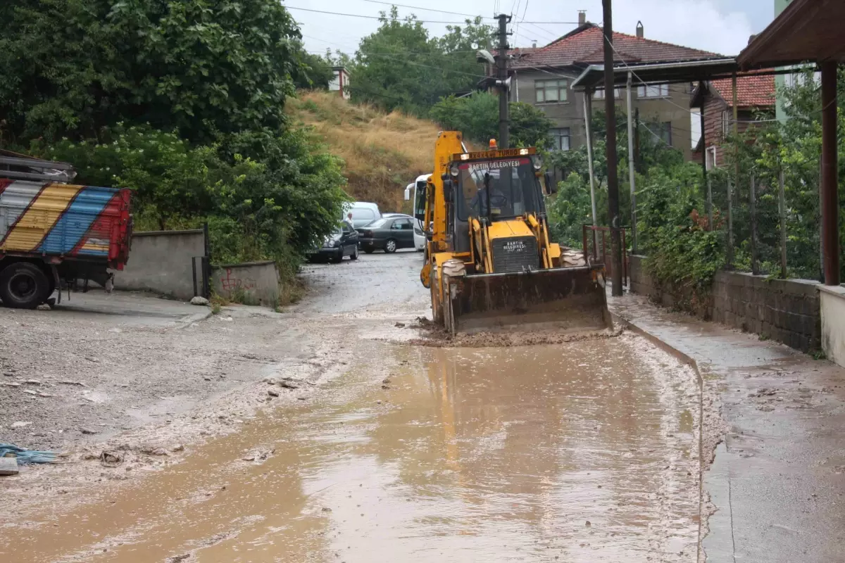 Bartın\'da Sel Uyarısı İçin Kriz Masası Oluşturuldu