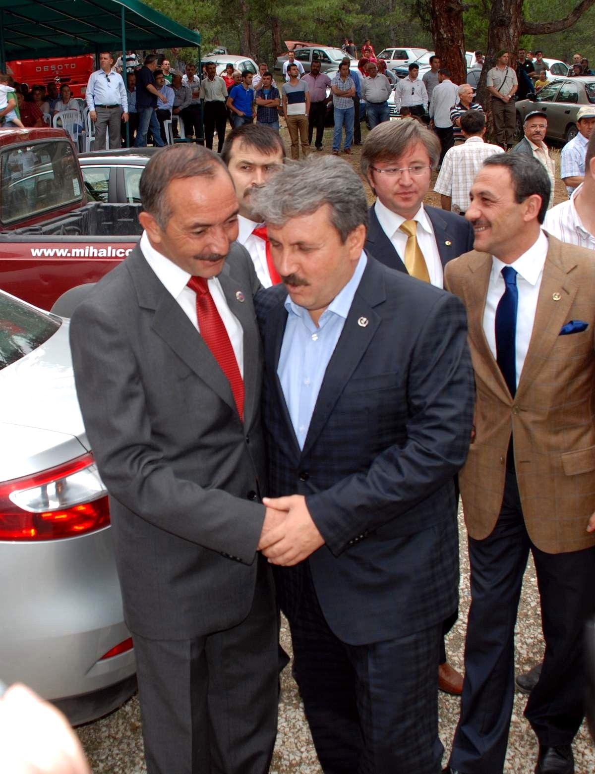 BBP Genel Başkanı Mustafa Destici Kiraz Festivali İçin Mihalıççık İlçesine Geldi