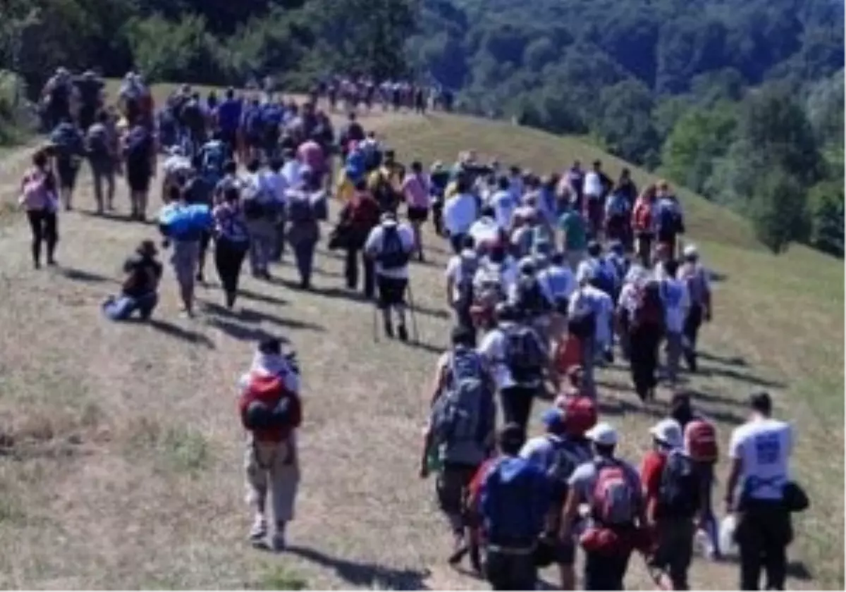 "Ölüm Yolunda Barış Yürüyüşü"