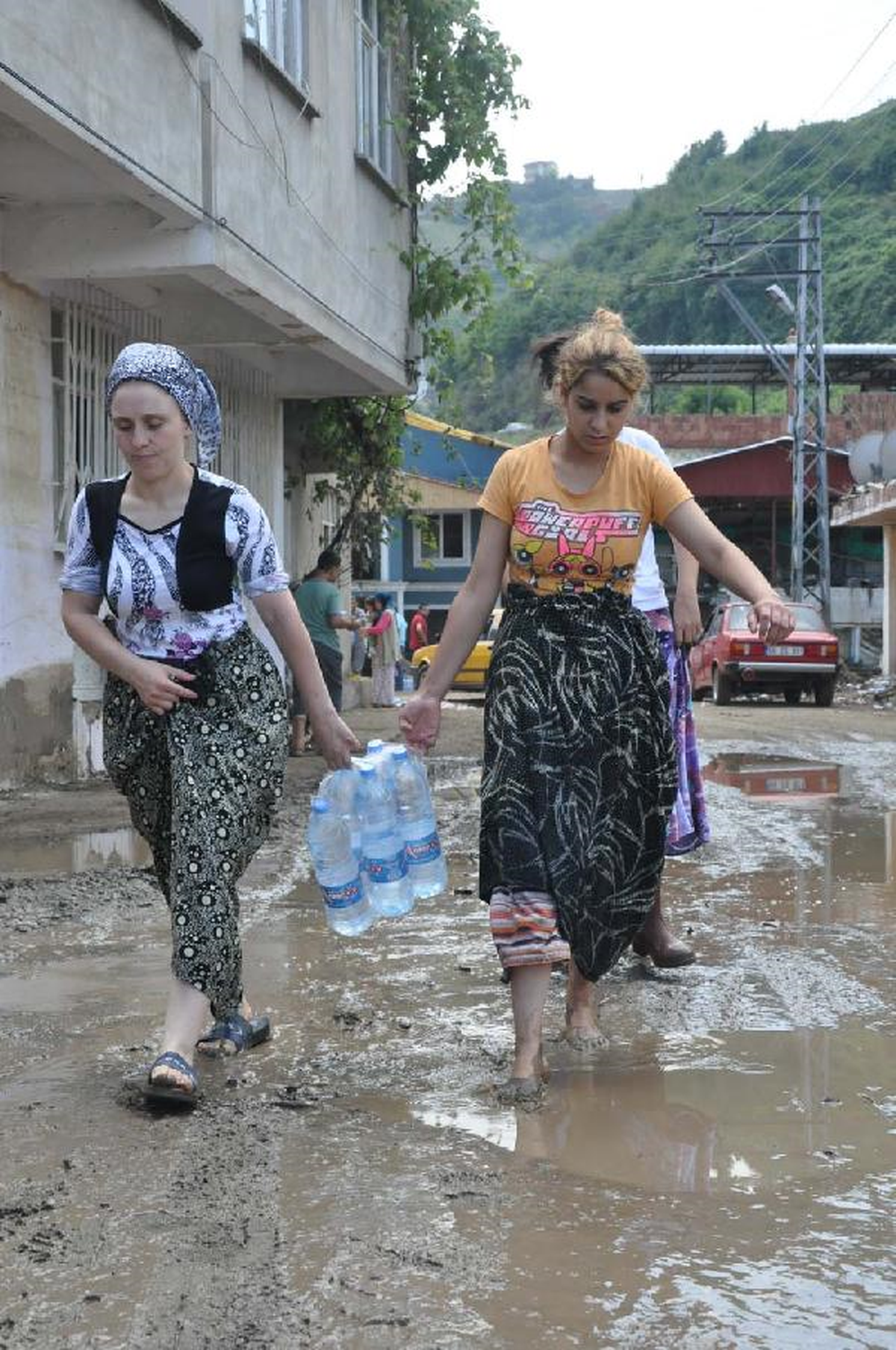 Selzede TOKİ Sakinleri Evlerine Dönüyor
