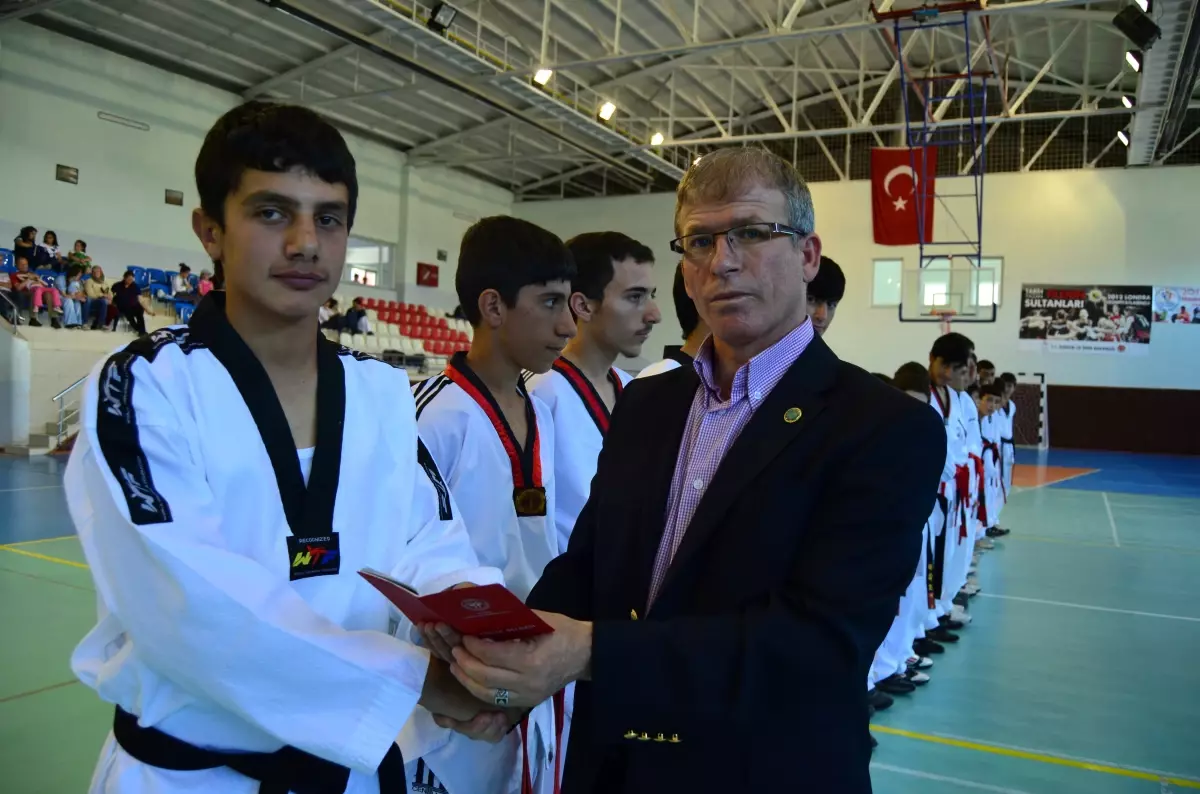 Taekwondoda Dan Heyecanı Yaşandı