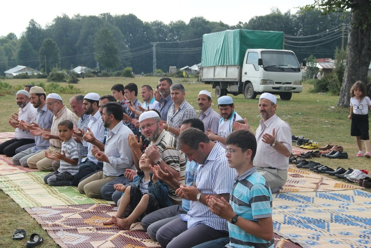 Akyazı Din Görevlileri Aile Buluşması Davlumbaz Yaylasında Yapıldı