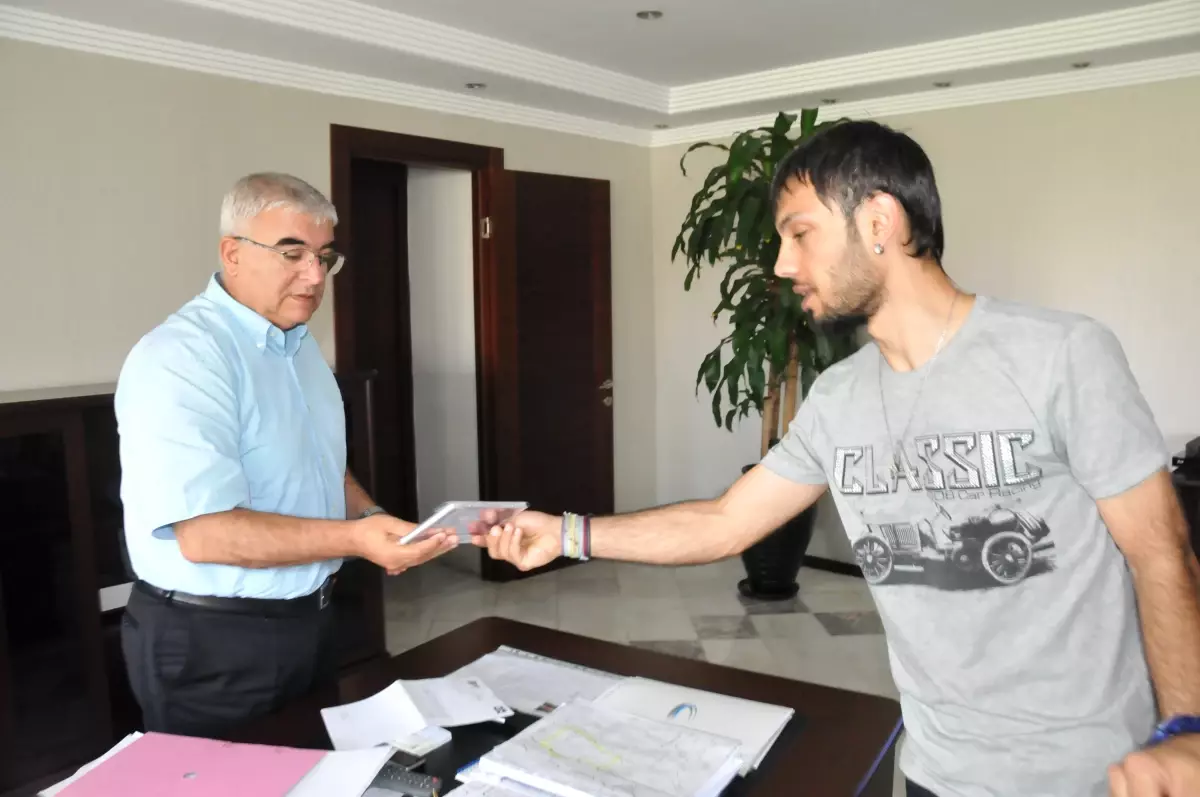 Başkan Baysan\'dan Yerel Rap Grubuna Destek