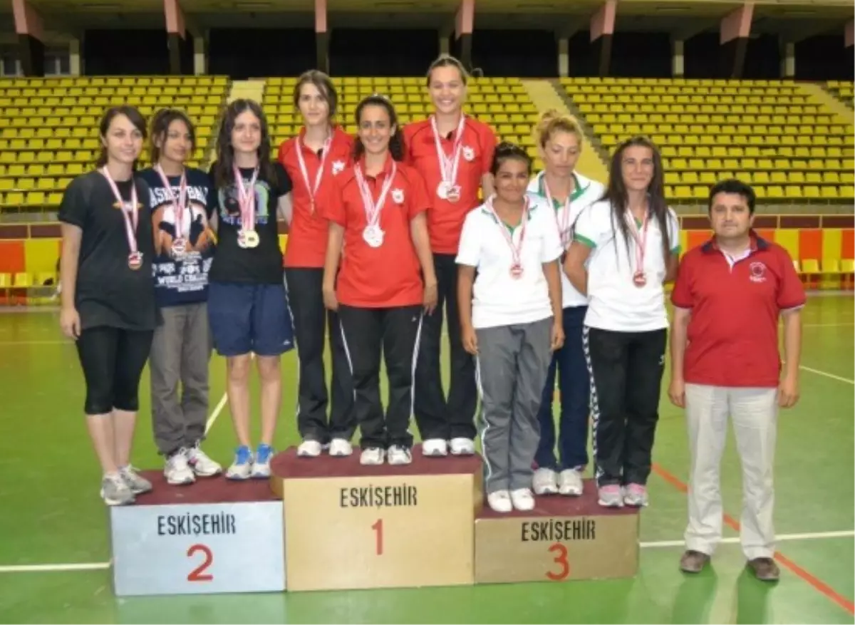 Bursaspor Petank Şampiyonasında Bayanlarda Türkiye Üçüncüsü