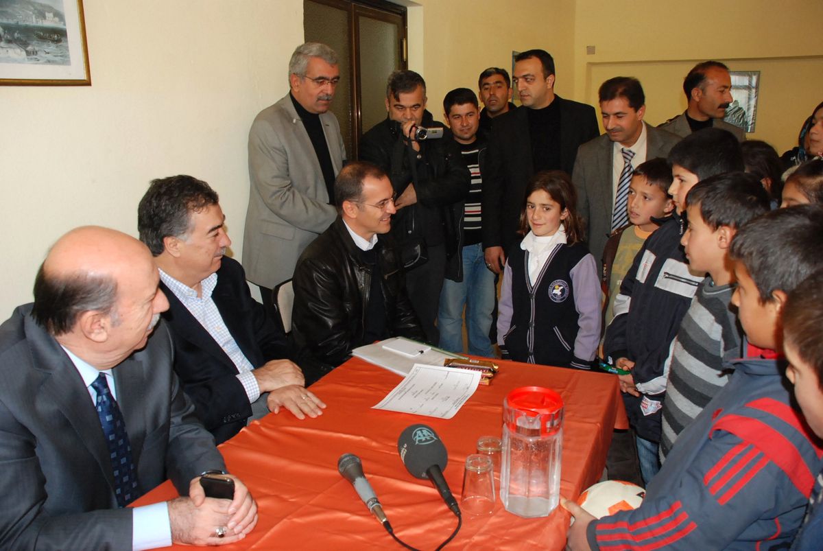 Devlet Didim\'de Barınan Depremzedelere 2 Milyon TL Harcadı