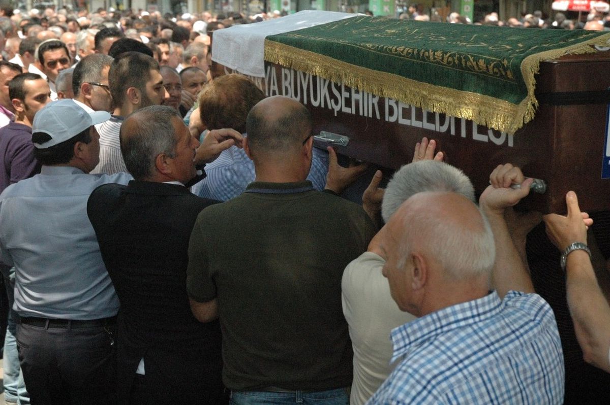 Enis Alagöz Toprağa Verildi