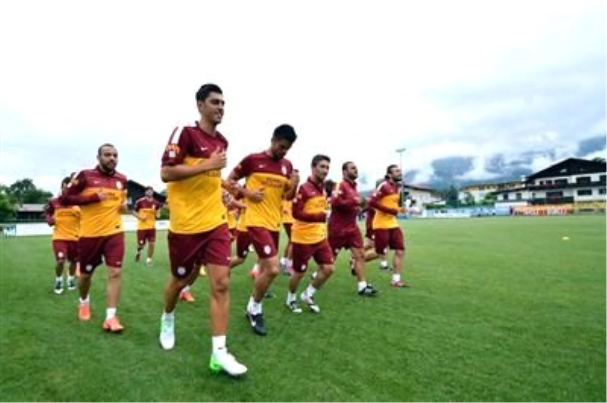 Galatasaray\'da Yeni Sezon Hazırlıkları Sürüyor