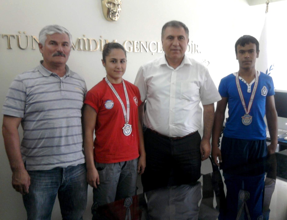 Halterci Sporculardan Bağcı\'ya Ziyaret