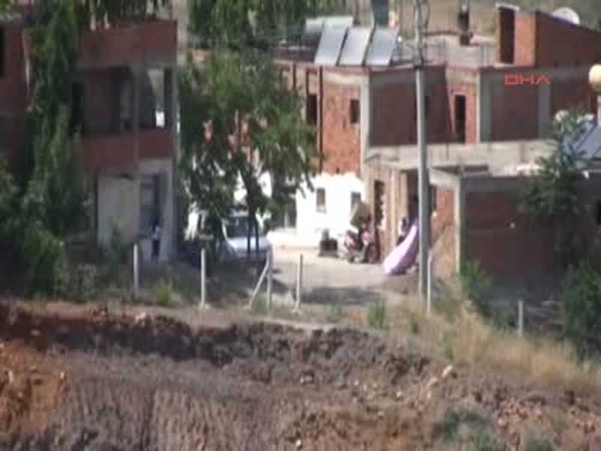 İş Makinesi Yerine Dinamit Kullanıldı
