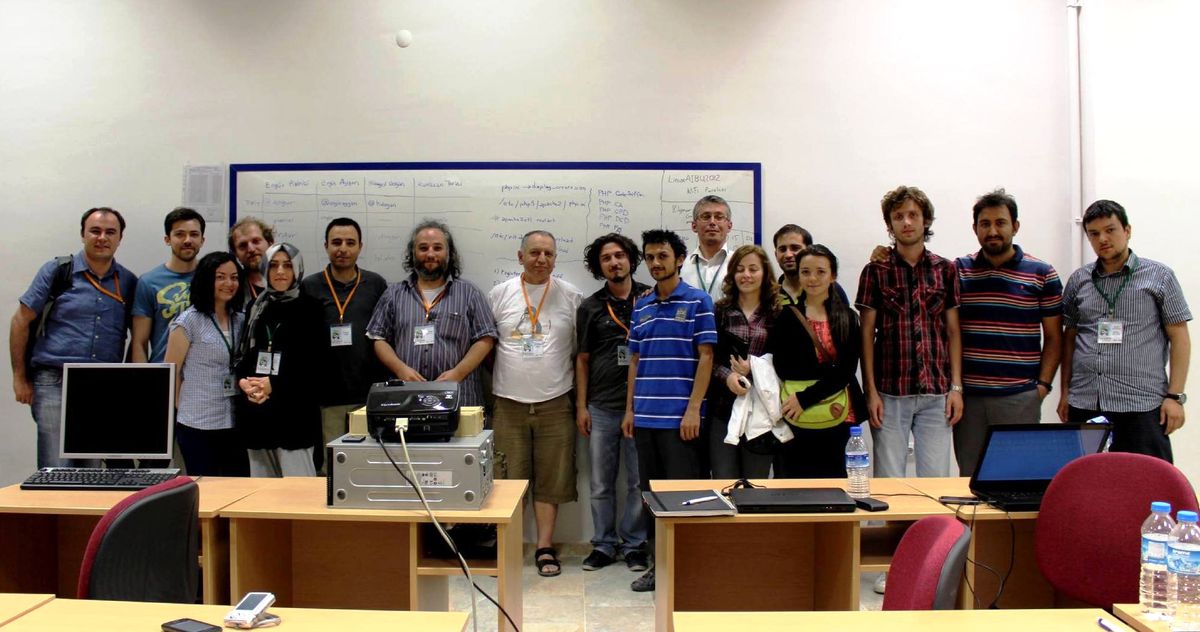 İzzet Baysal Üniversitesi Linux\'12 Yaz Kampına Ev Sahipliği Yaptı