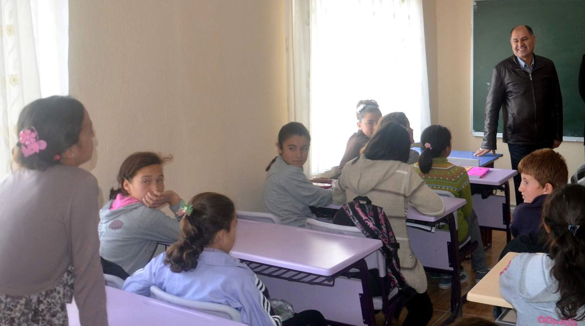 Kavaklıoğlu\'ndan Eğitime 5 Milyon TL\'lik Ödenek Müjdesi