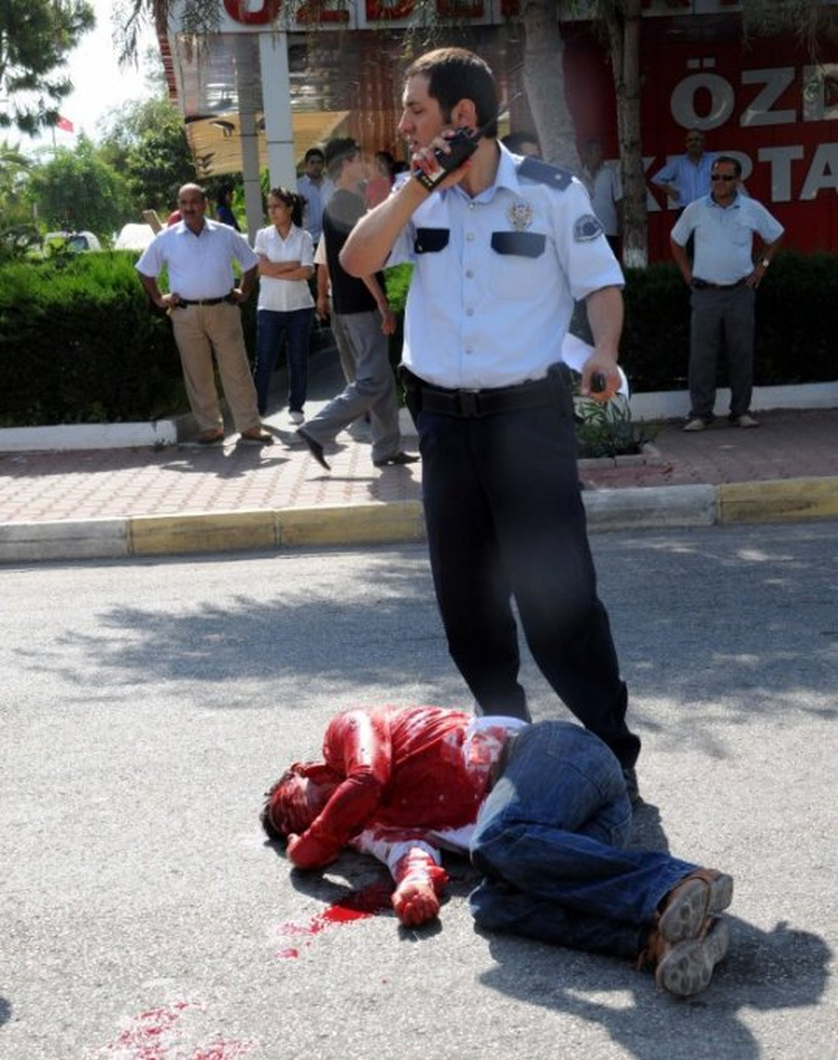 Kaza İhbarından, Silahla Yaralama Çıktı