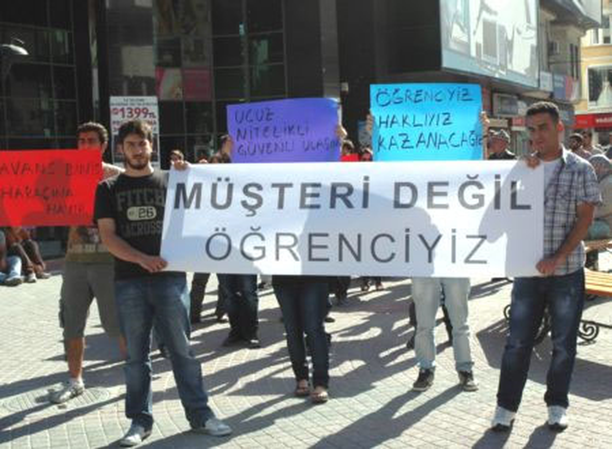 Kütahya\'da Ulaşım Zammına Tepki