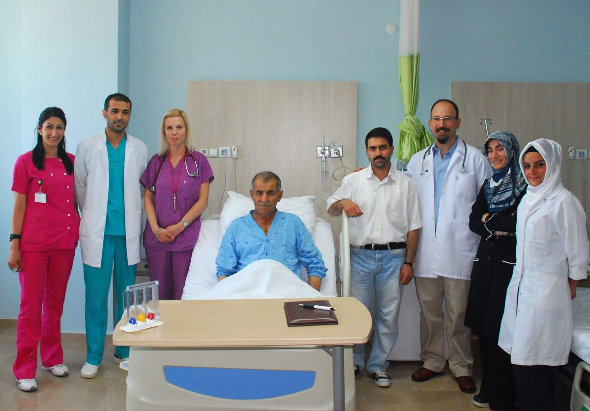 Lokman Hekim Van Hastanesi\'nde İlk Açık Kalp Ameliyatı