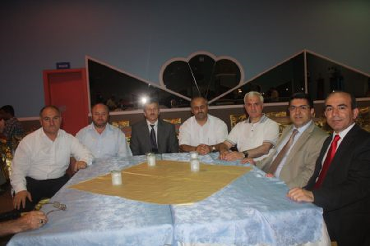 Mutluluğa Yelken Açtılar