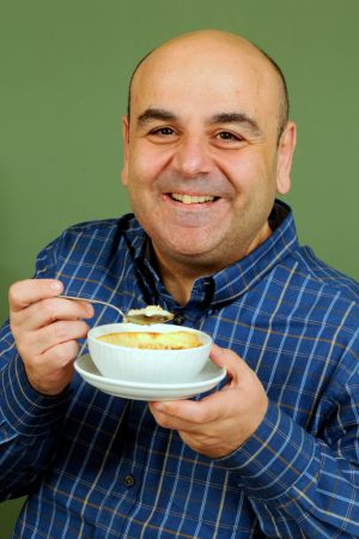 Nedim Saban Küçük Hesaplar Dizisinde De Tatlıcı Oldu