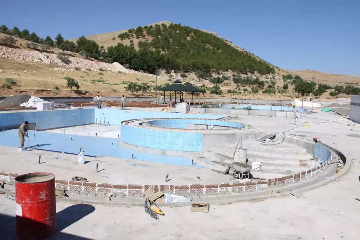 Şanlıurfa Belediyesi Kanallardaki Boğulmaları Önlemek İçin Yüzme Havuzu Yaptırıyor