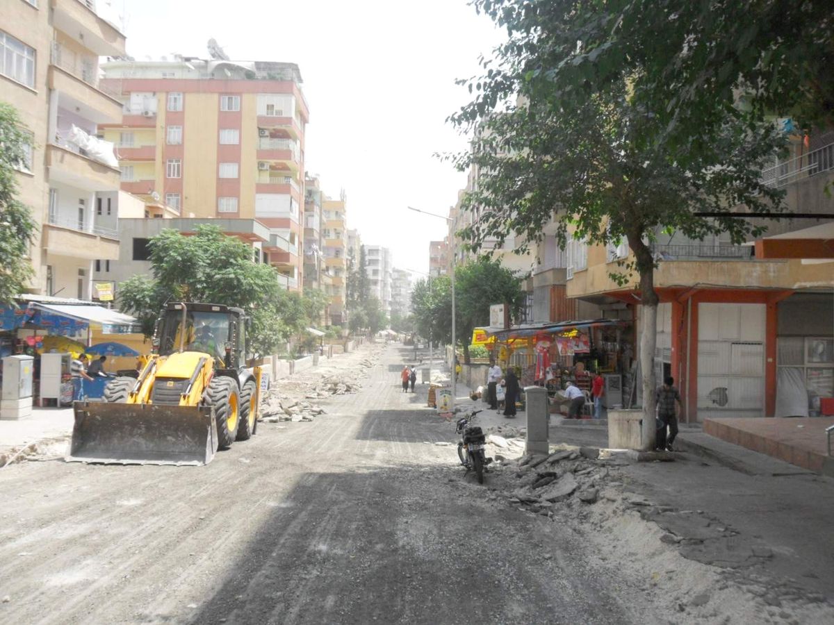 Şanlıurfa\'nın 75 Noktasında Çalışma Devam Ediyor