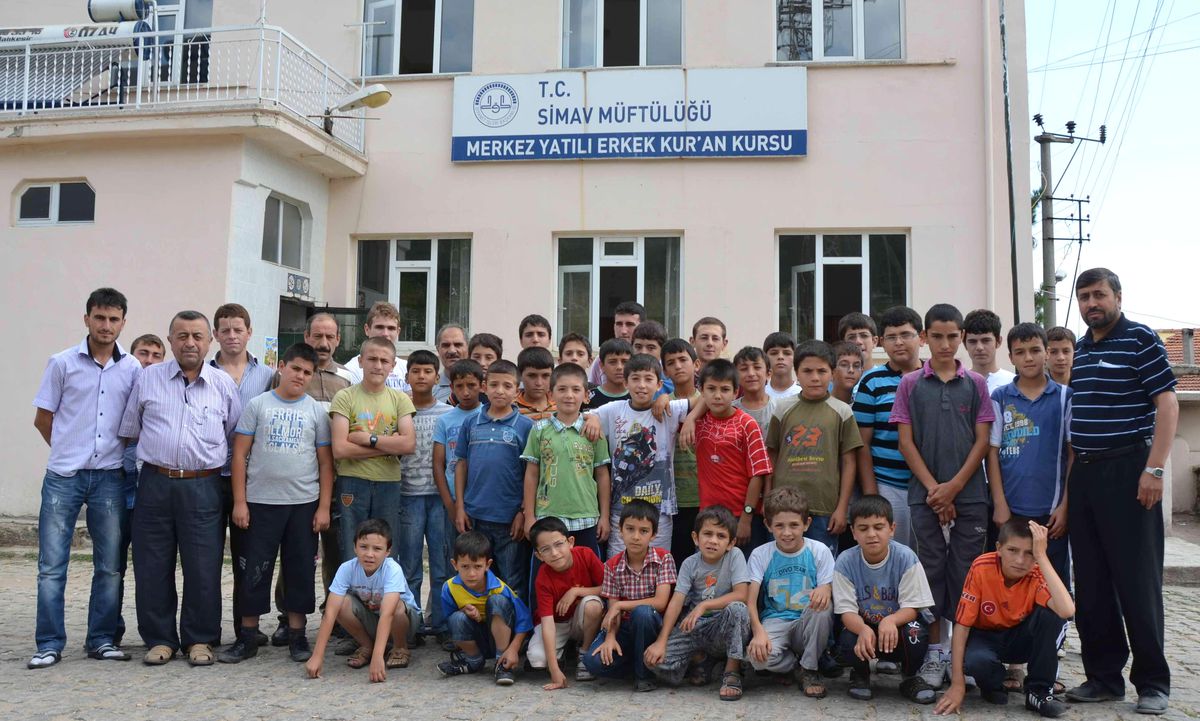 Simav\'da Yaz Kuran Kurslarına İlgi Her Geçen Gün Artıyor