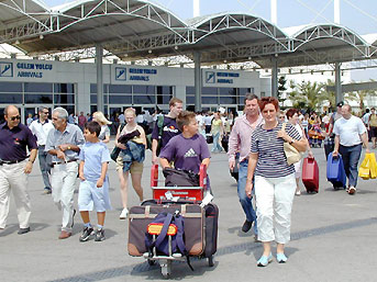 Türkiye\'ye Gelen Turist Sayısı Arttı