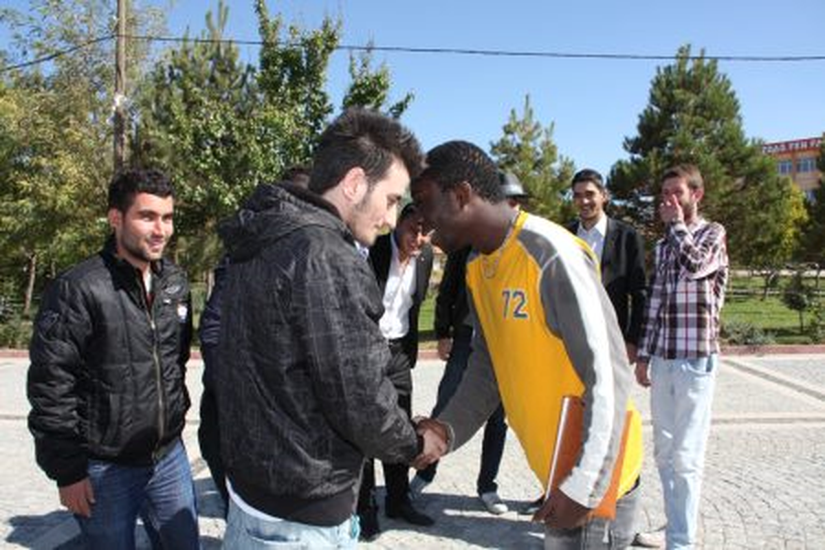 Yabancı Uyruklu Öğrenciler KMÜ\'de