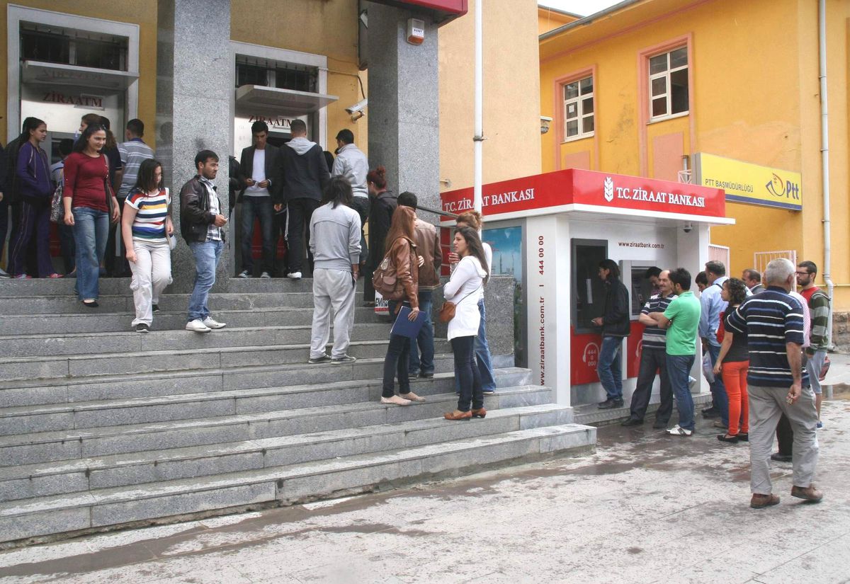 Yozgat\'ta KPSS Kuyruğu