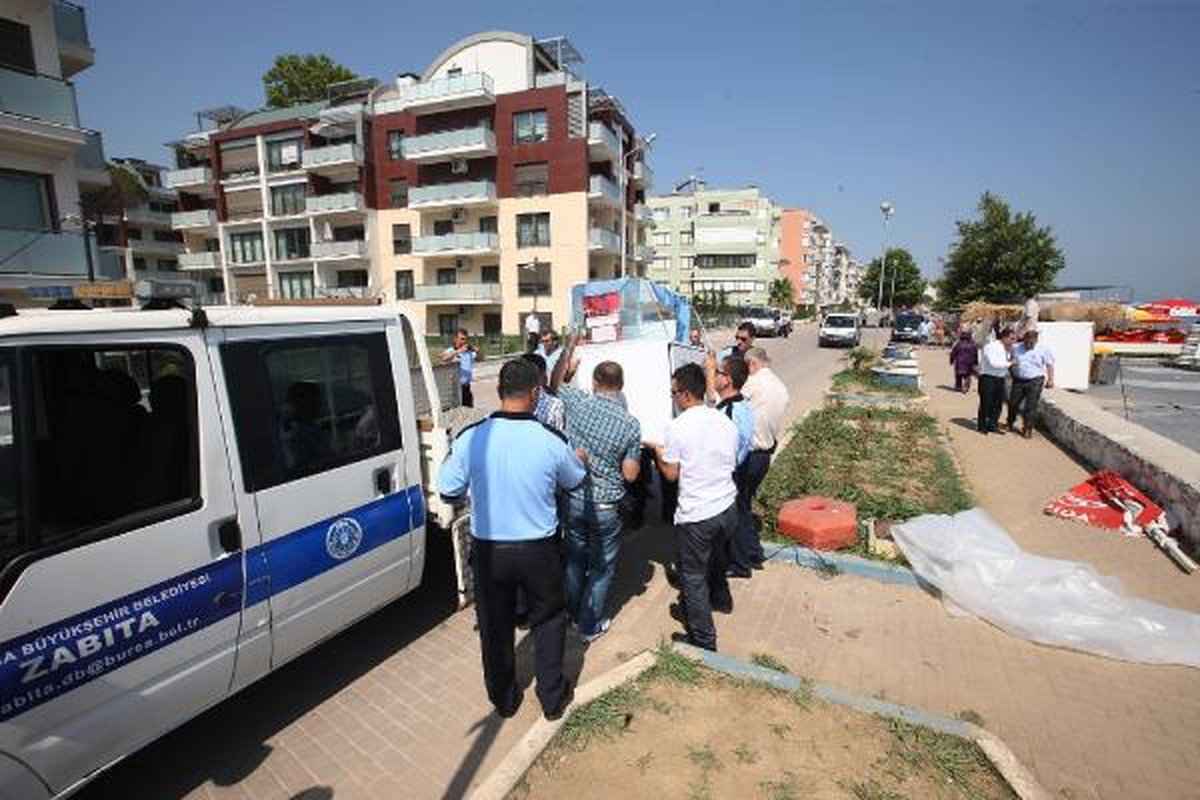 Zabıtadan Sahil İşgalcilerine Operasyon