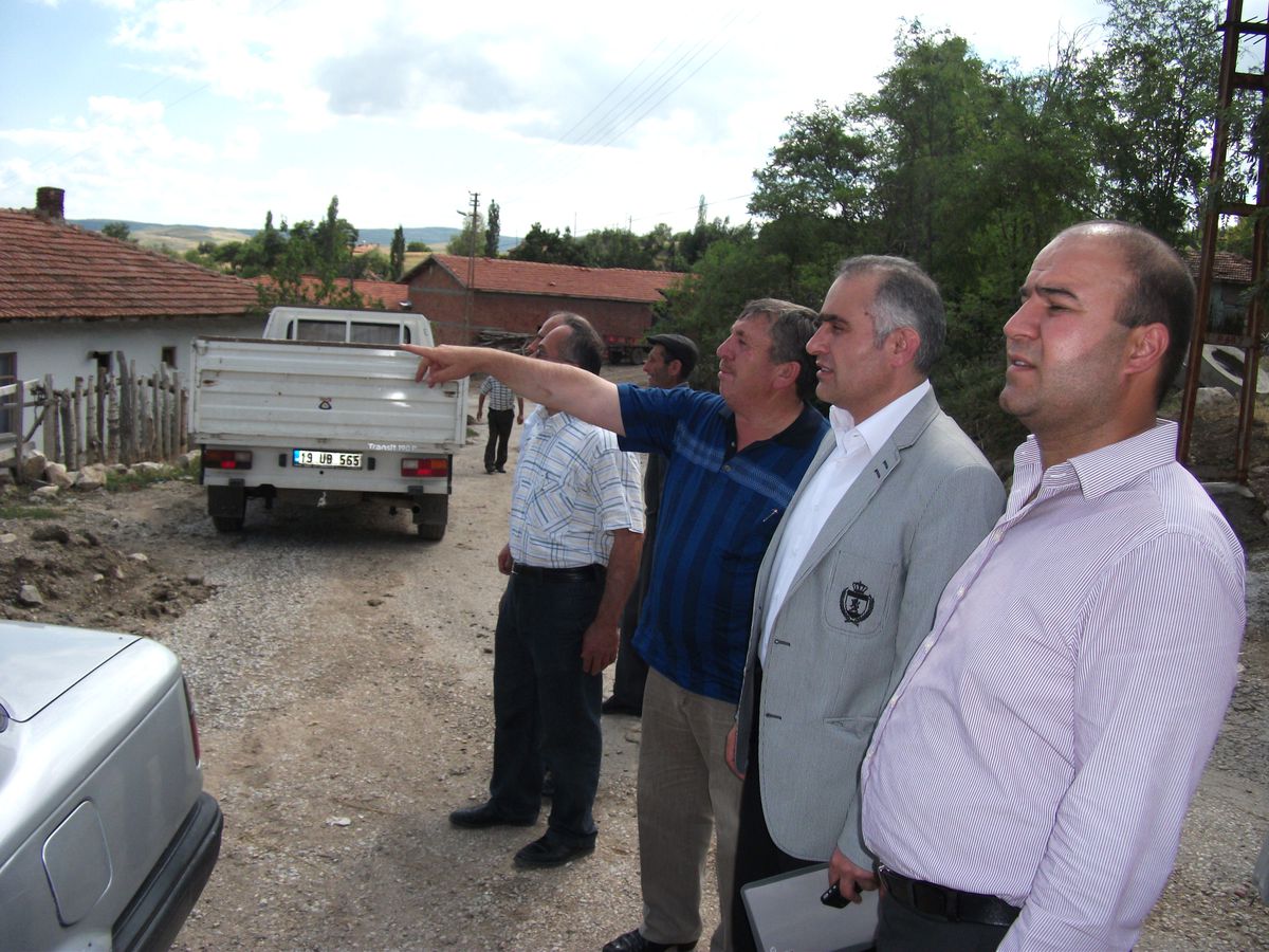 Ak Partili Köse, Dolu Mağduru Çiftçileri Ziyaret Etti