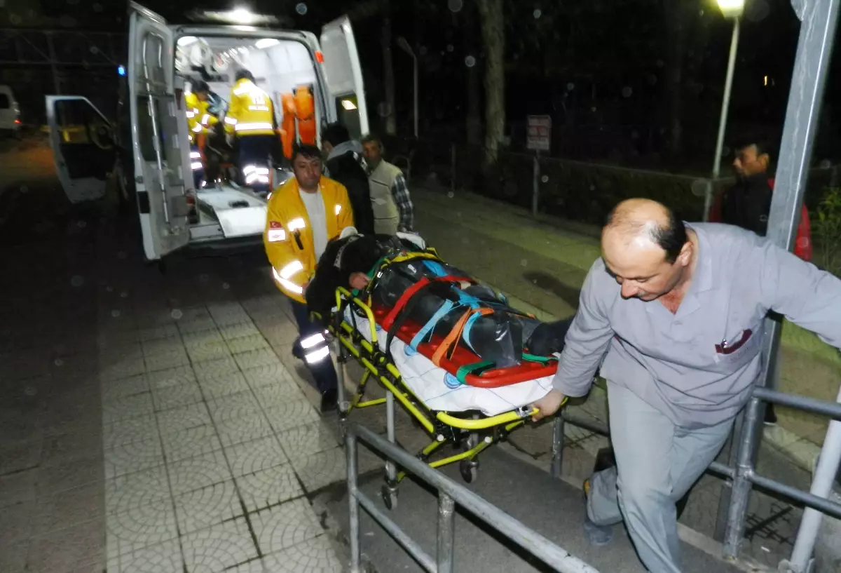 Av Tüfeğiyle Üvey Kardeşini Vurdu