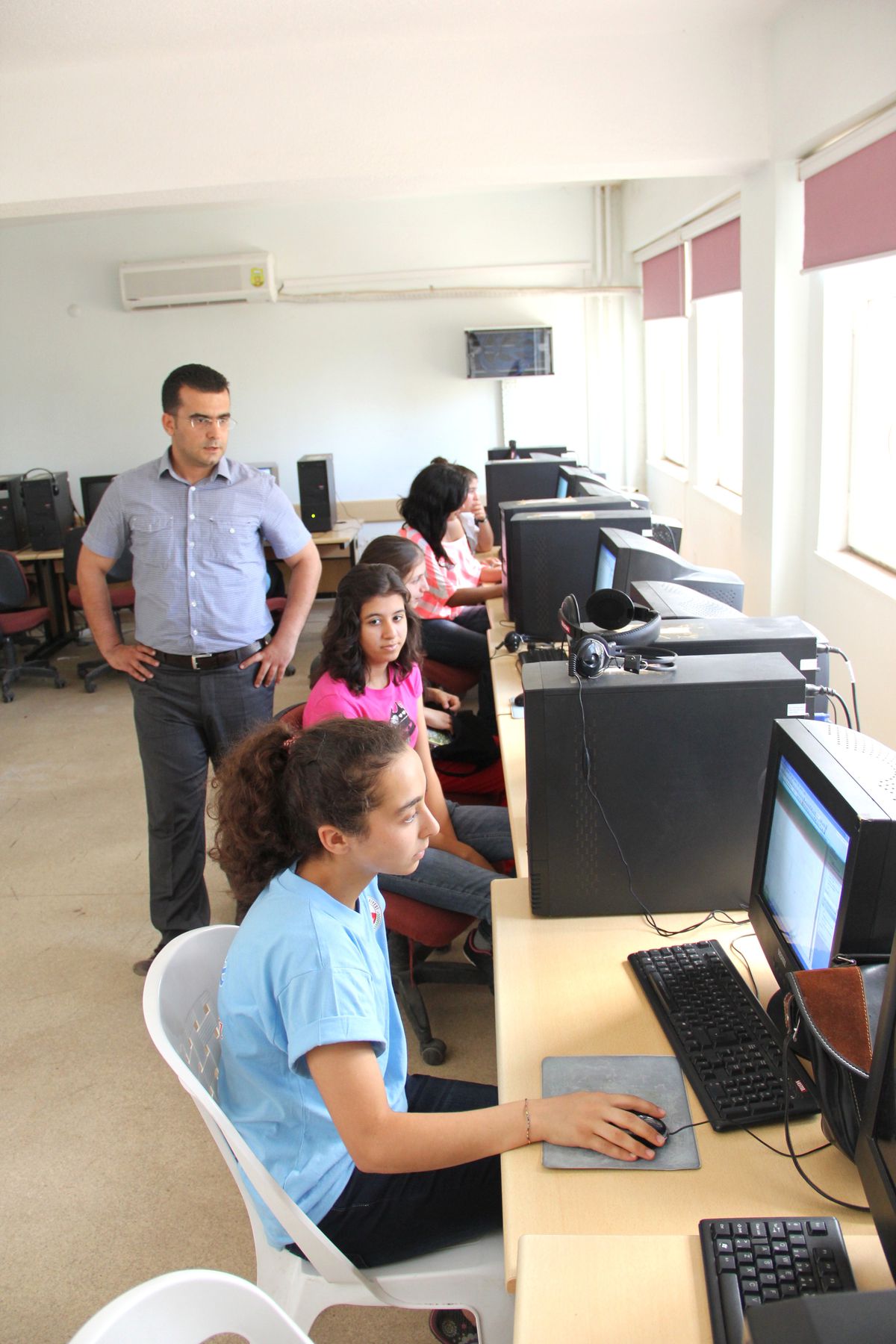 Bilgisayar Kursları Sürüyor