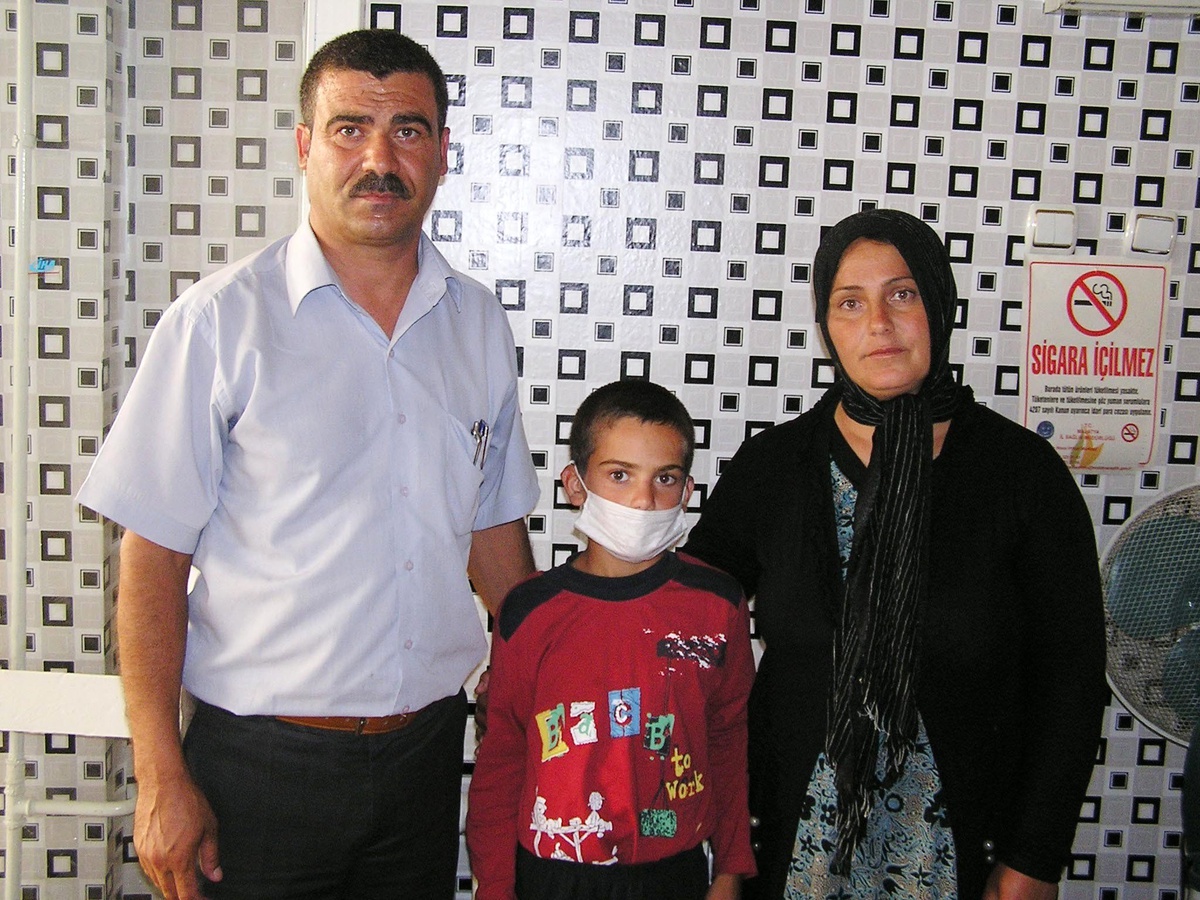 Böbrek Hastası Çocuğun Babası Yardım Bekliyor