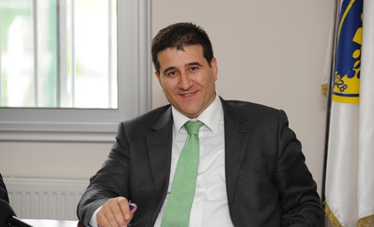 Bucaspor\'da Soğuk Savaş